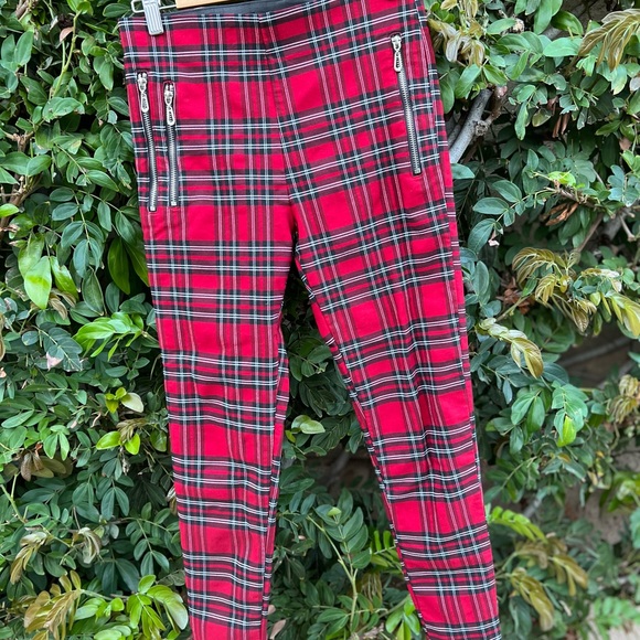 Zara Red Black and white plaid pants - Picture 9 of 10